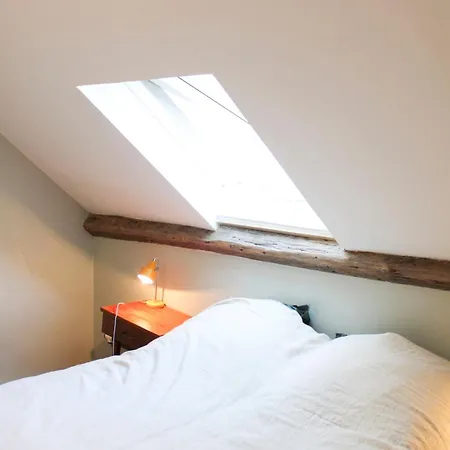 Charming With A View In Appartement